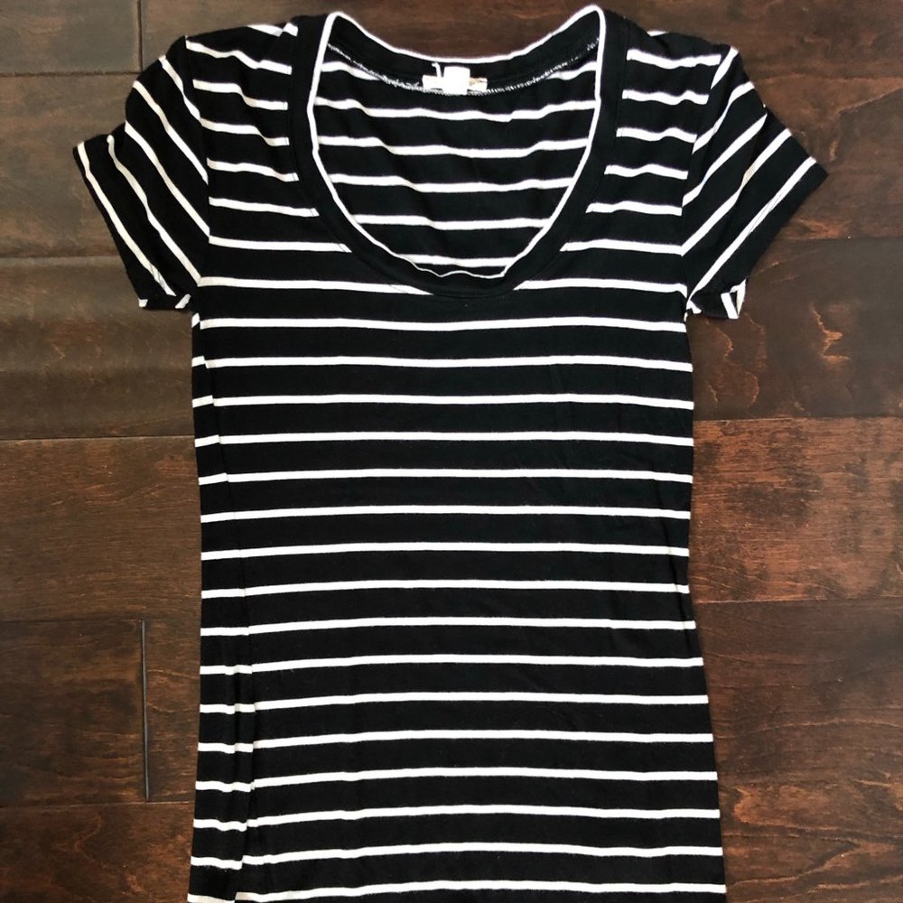 Women's Black & White Shirt